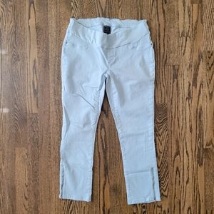 EUC Seraphine Size 10 Maternity Cropped Light Blue Under Bump Jeans